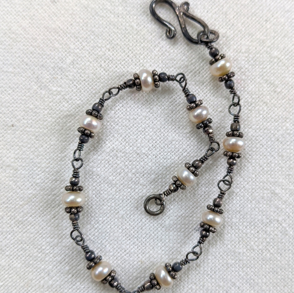 Sterling silver freshwater pearl bracelet